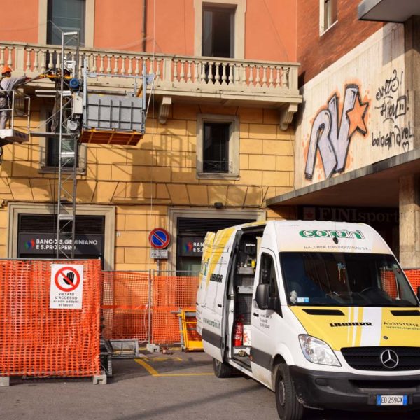 Montacarichi monofase da cantiere a Bologna